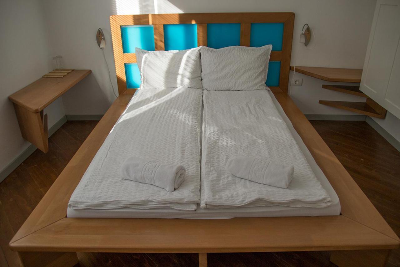The Zen Hotel - Posticum Oradea Luaran gambar