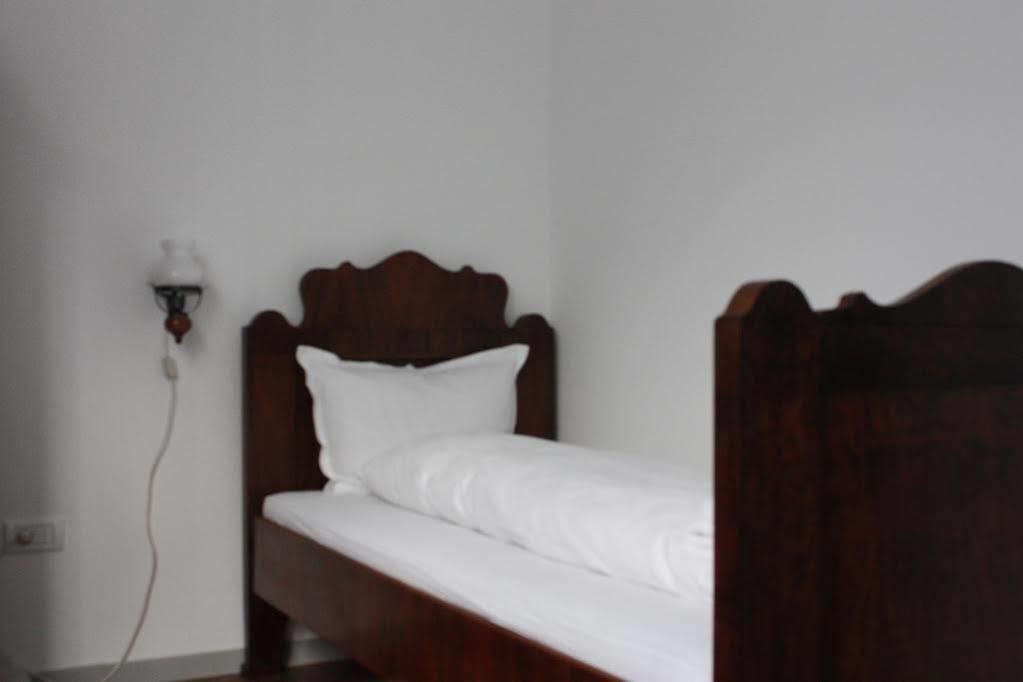 The Zen Hotel - Posticum Oradea Luaran gambar